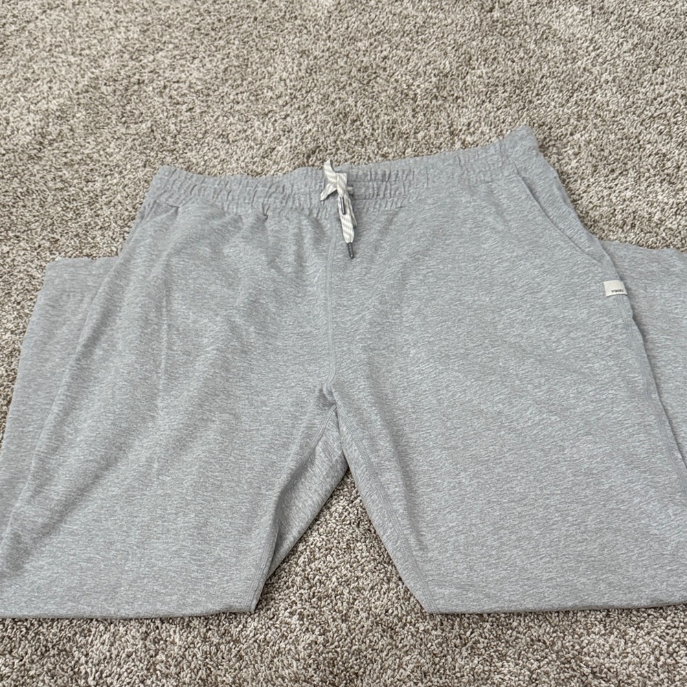 Vuori Women's Light Gray Jogger Track Pants